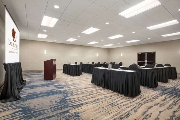  - DoubleTree by Hilton Hotel DFW Airport North Irving