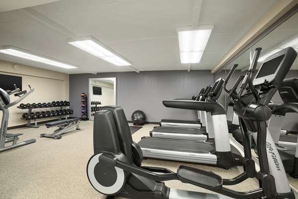 Fitness/ Exercise Room - DoubleTree by Hilton Hotel DFW Airport North Irving