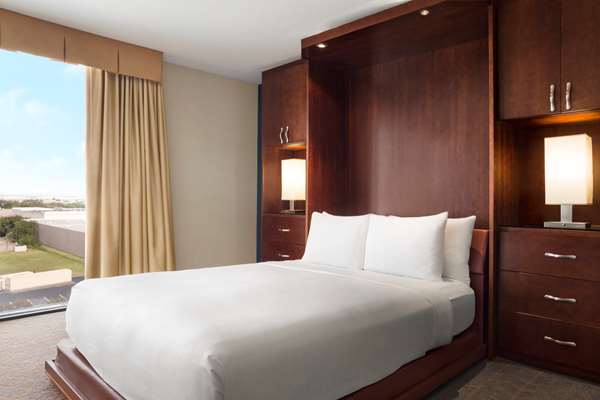  - DoubleTree by Hilton Hotel DFW Airport North Irving