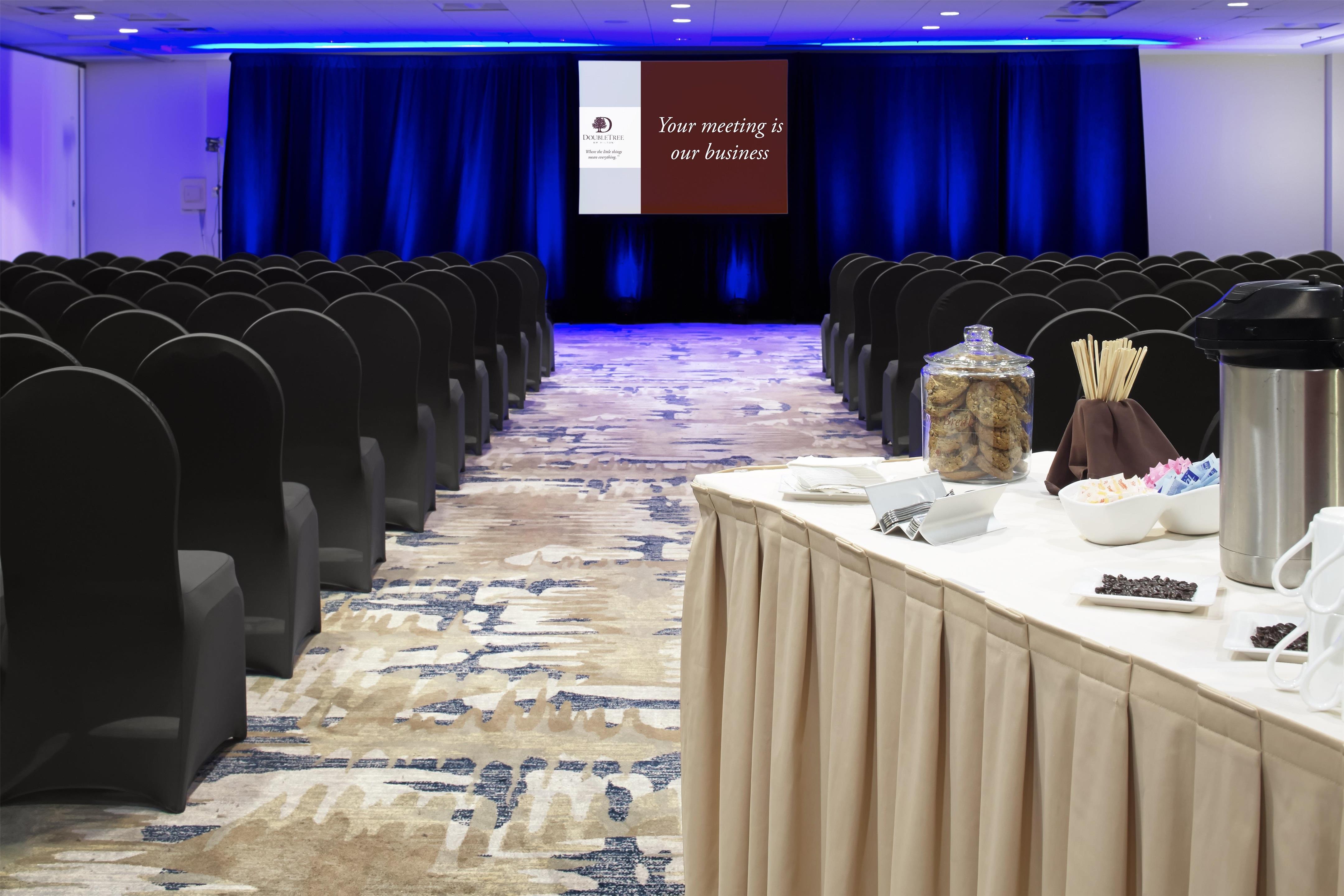 Meeting Room | DoubleTree by Hilton Dallas - DFW Airport North