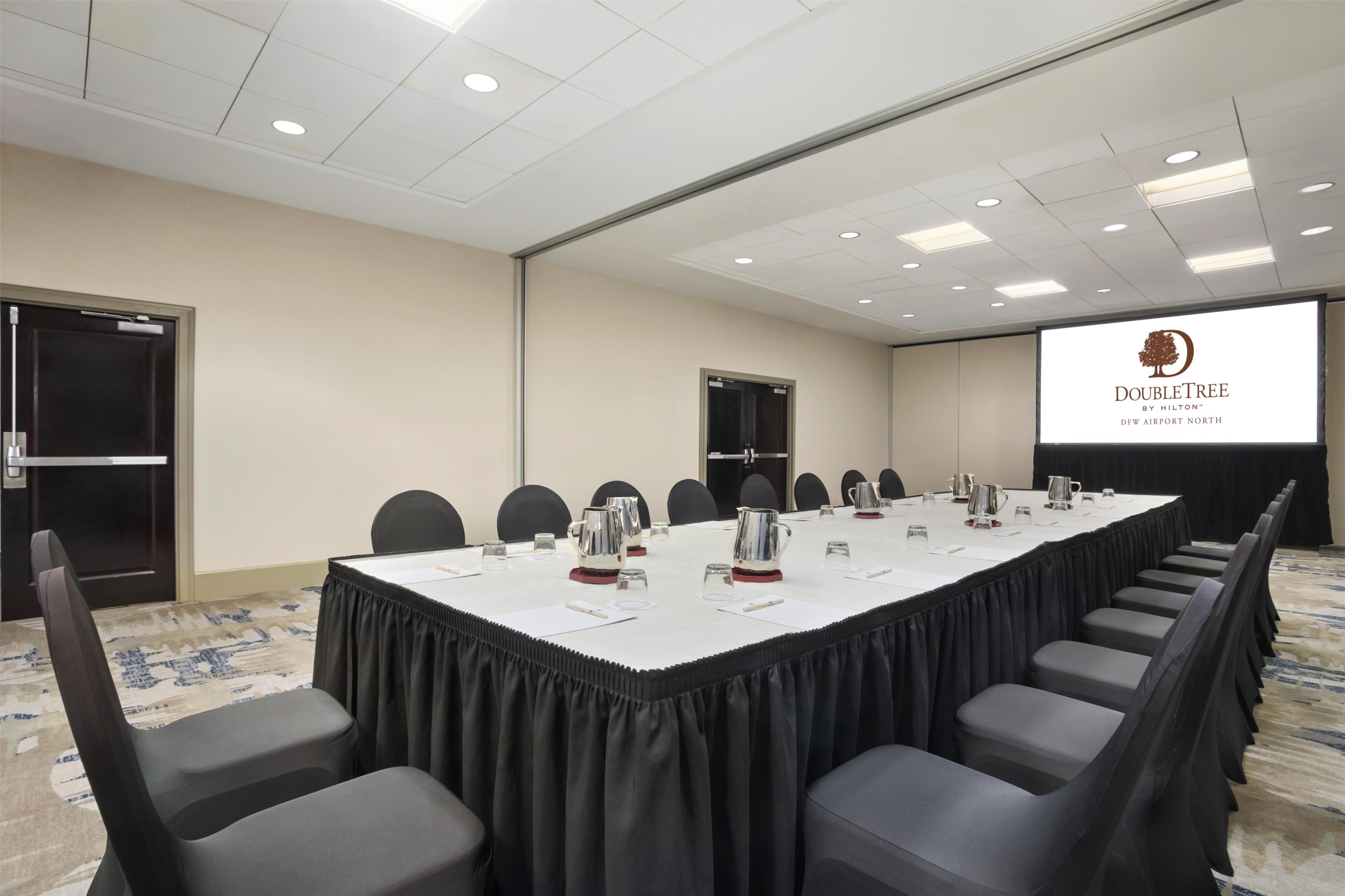 Meeting Room | DoubleTree by Hilton Dallas - DFW Airport North