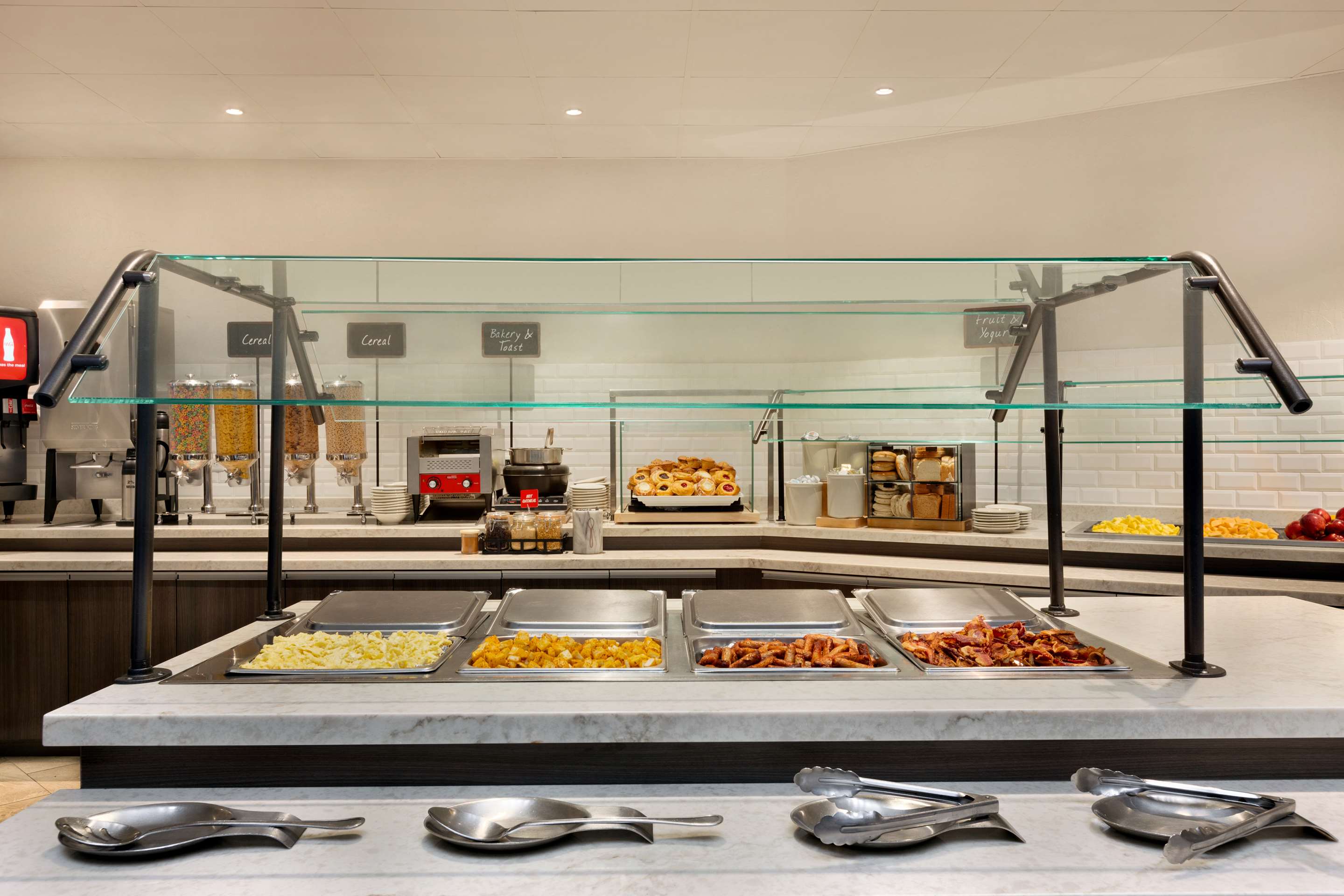Breakfast Area | Embassy Suites by Hilton Dallas DFW Airport South