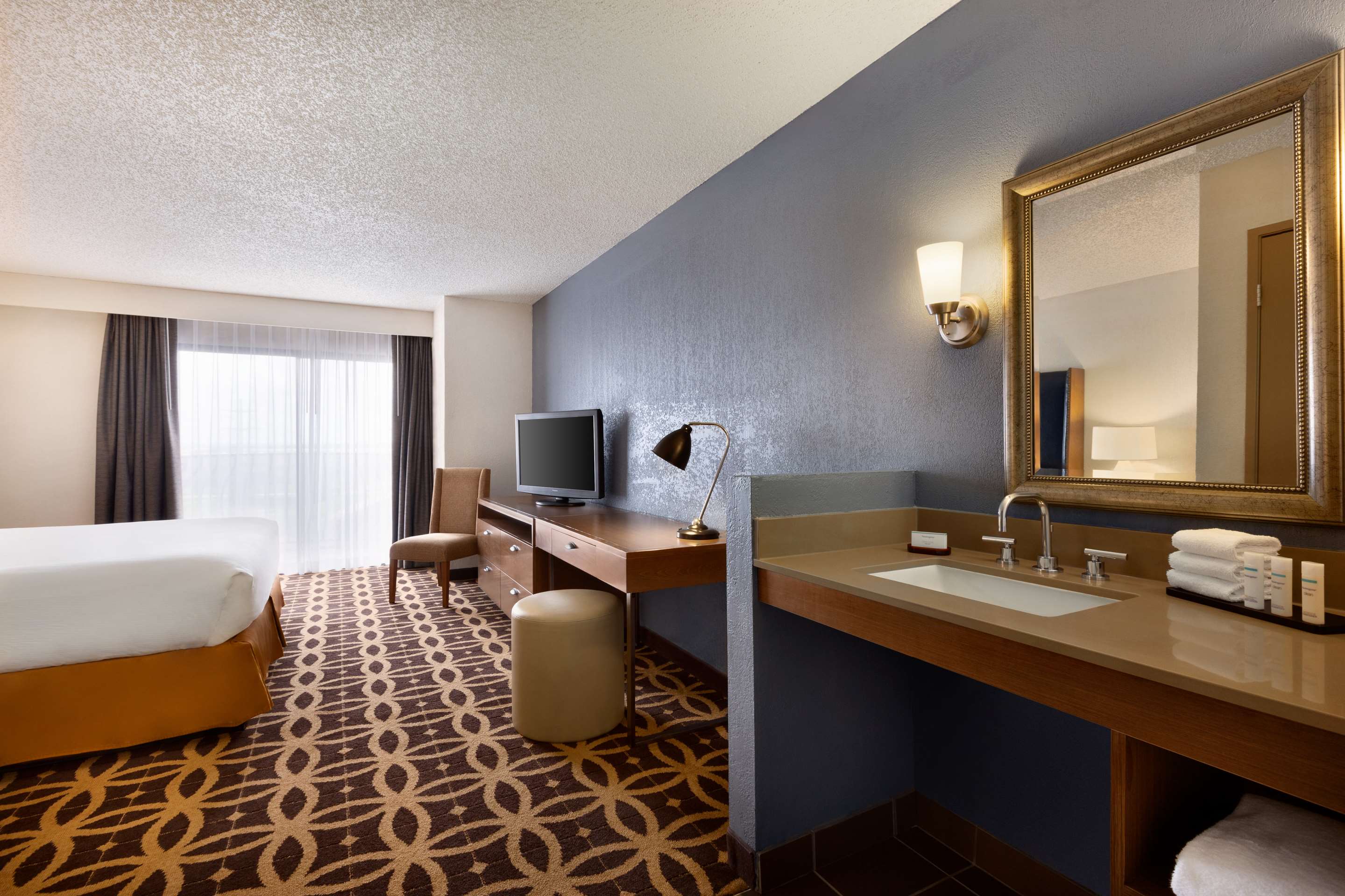 Guest room