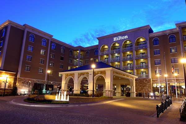 Exterior view - Hilton Town Square Hotel Southlake