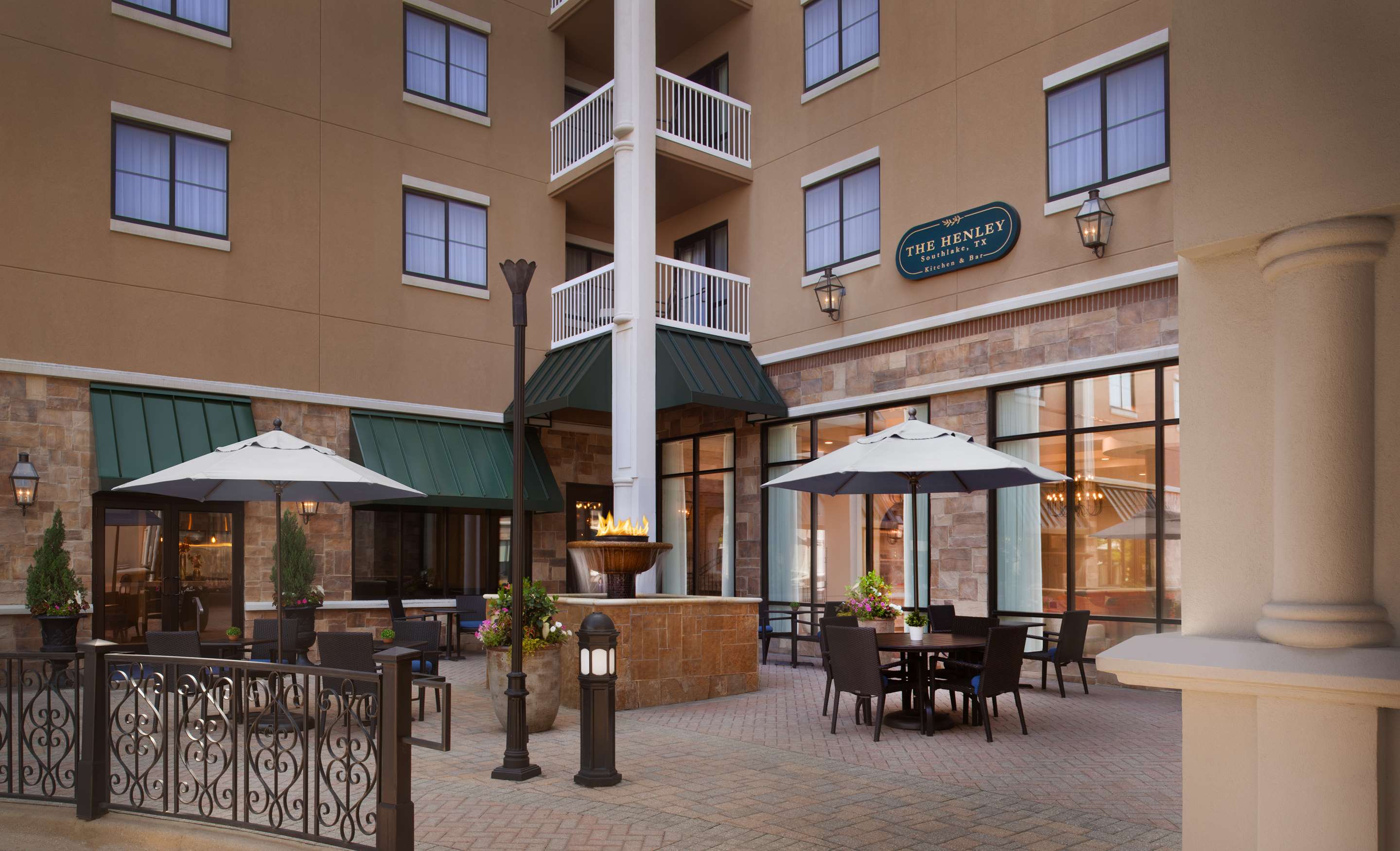 Exterior | Hilton Dallas/Southlake Town Square
