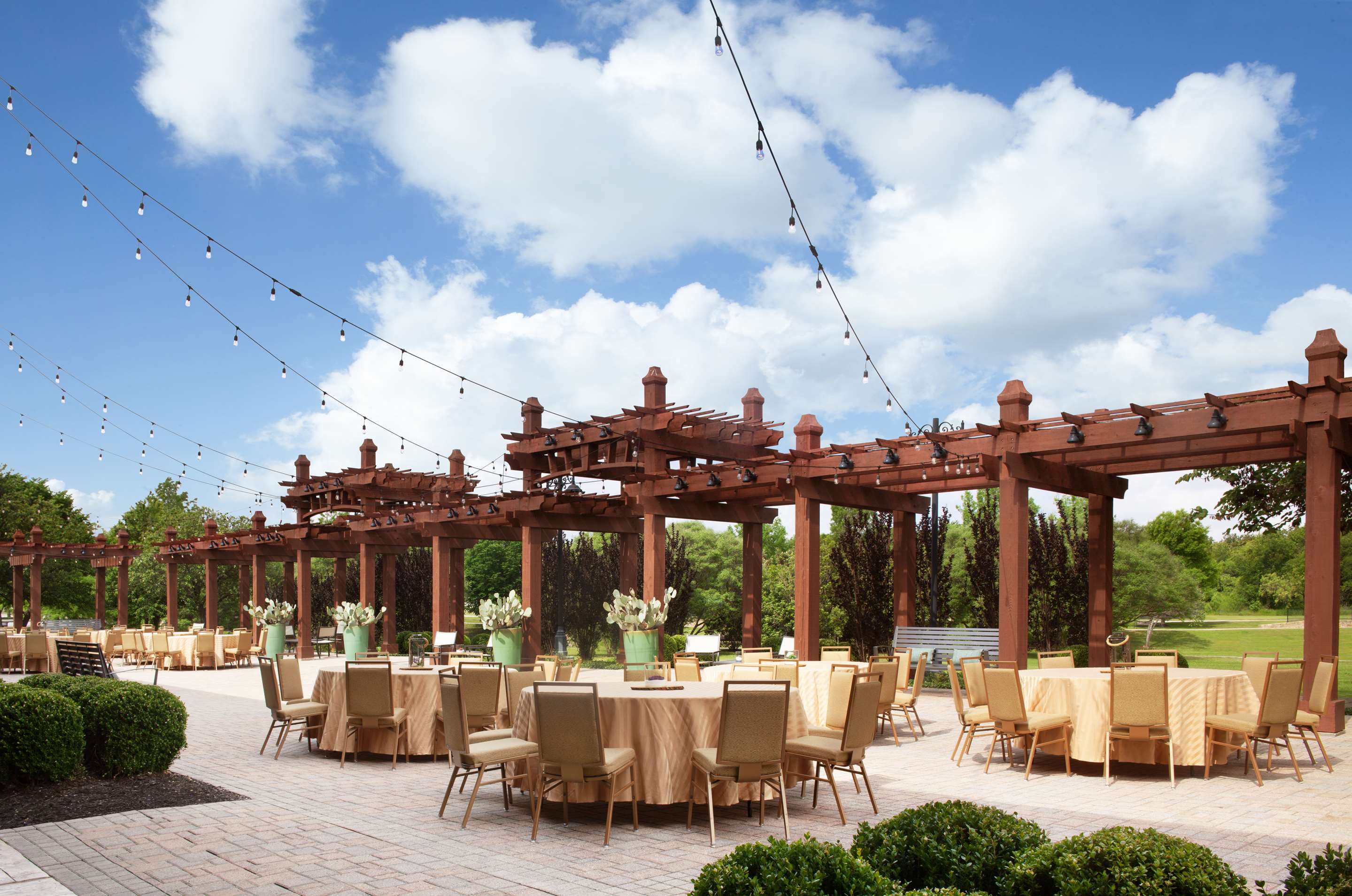 Exterior | Hilton Dallas/Southlake Town Square