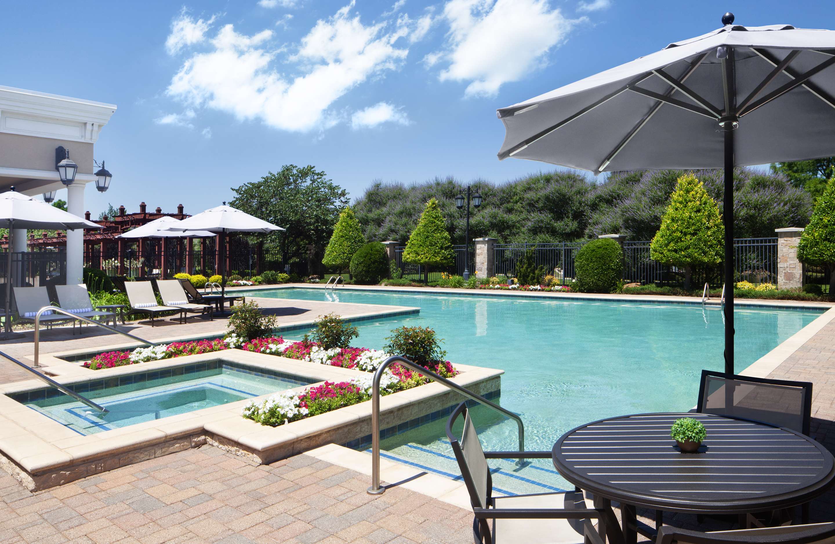 Pool | Hilton Dallas/Southlake Town Square