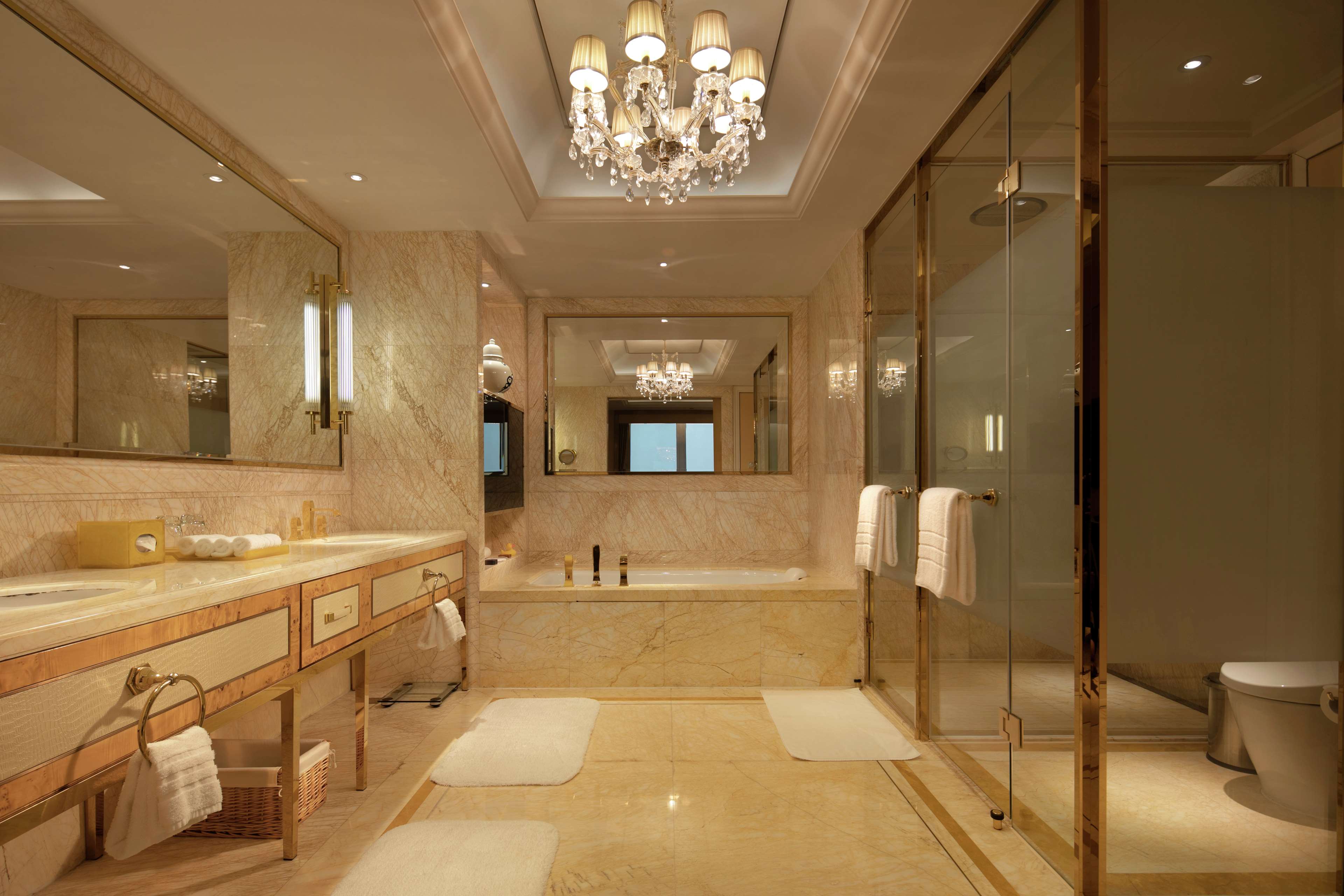 Conrad Dalian Room Type - KING EXECUTIVE OCEAN SUITE