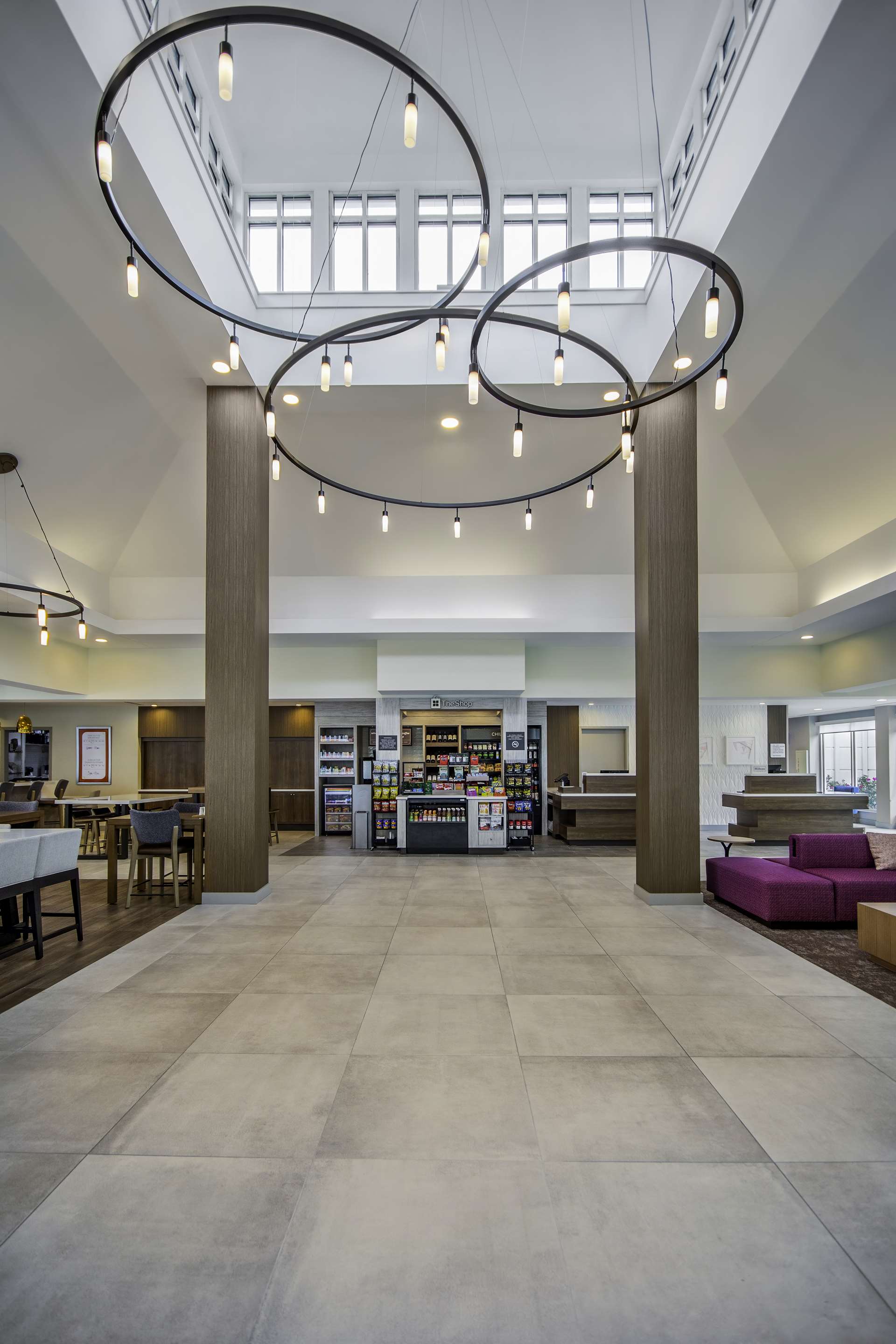 Lobby | Hilton Garden Inn Danbury