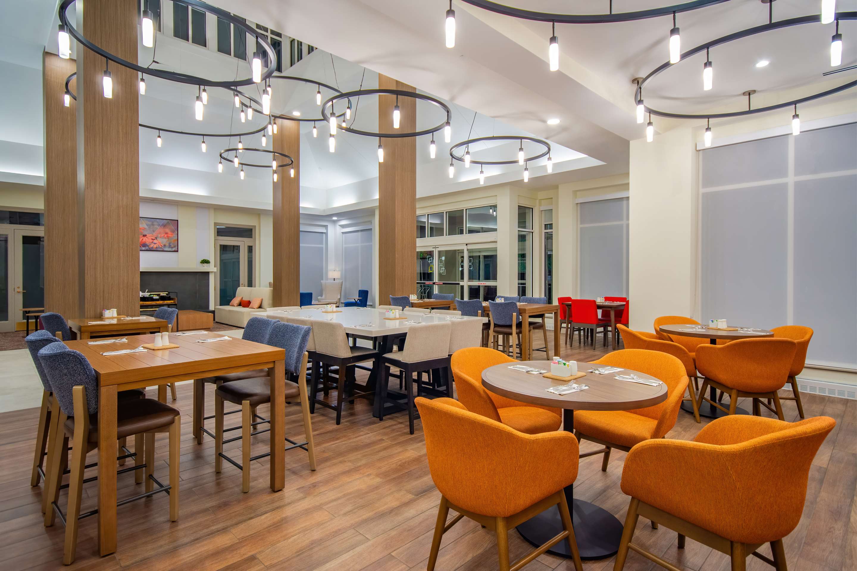 Restaurant | Hilton Garden Inn Danbury