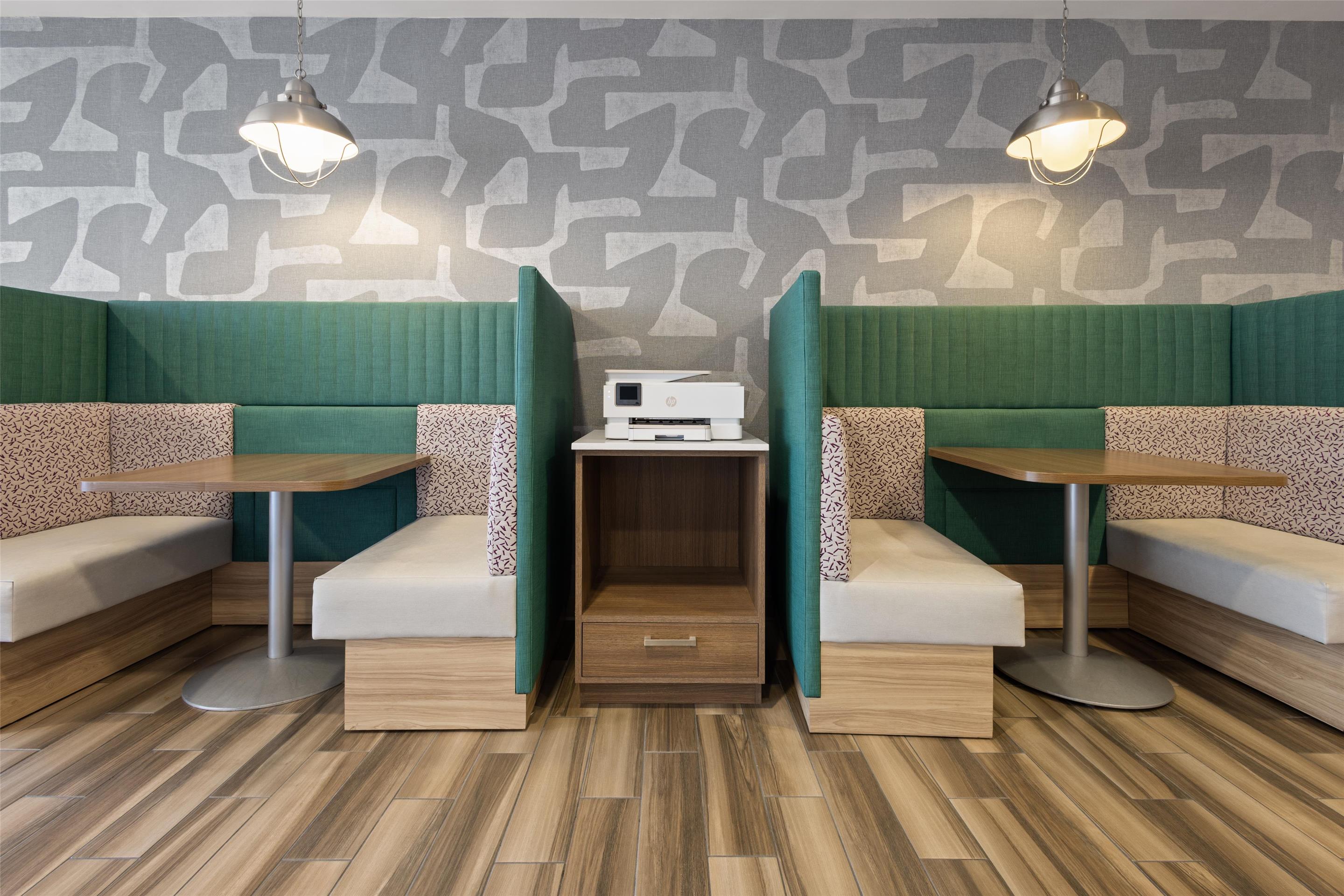 Business Center | Home2 Suites by Hilton Dover, DE