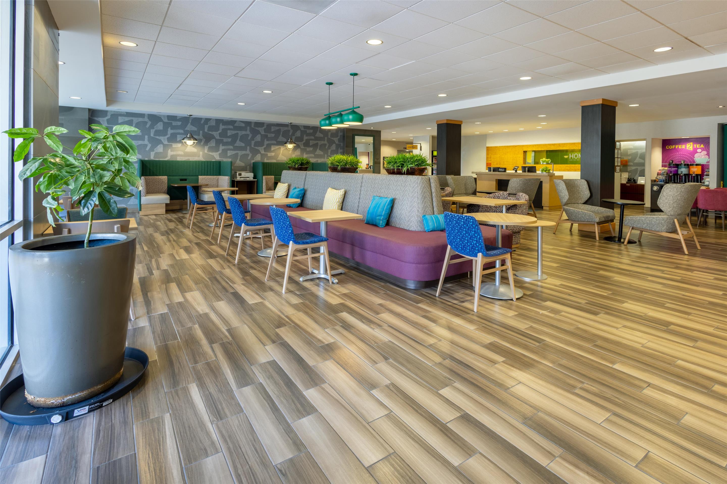 Lobby | Home2 Suites by Hilton Dover, DE