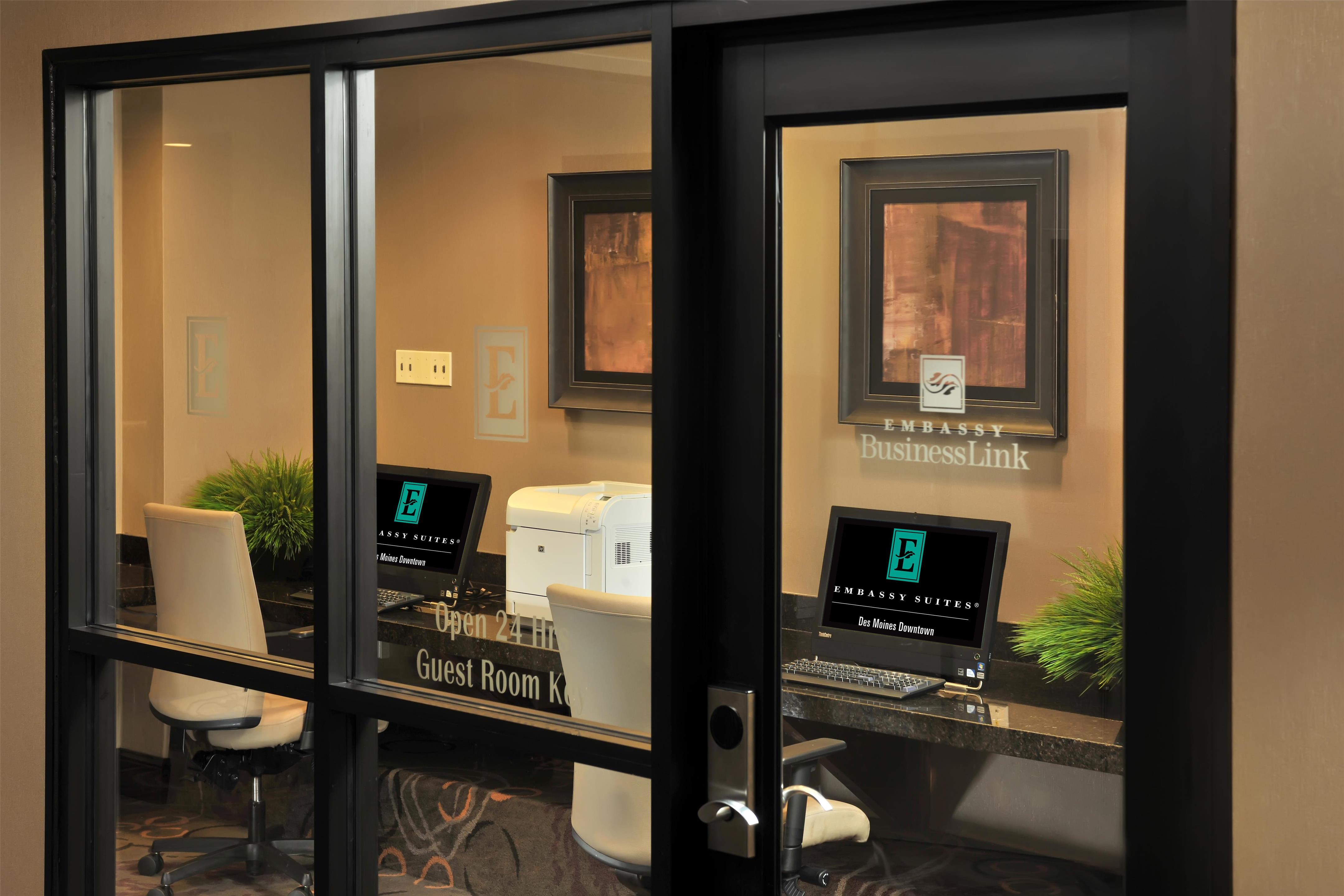 Business Center | Embassy Suites Hotel Des Moines Downtown
