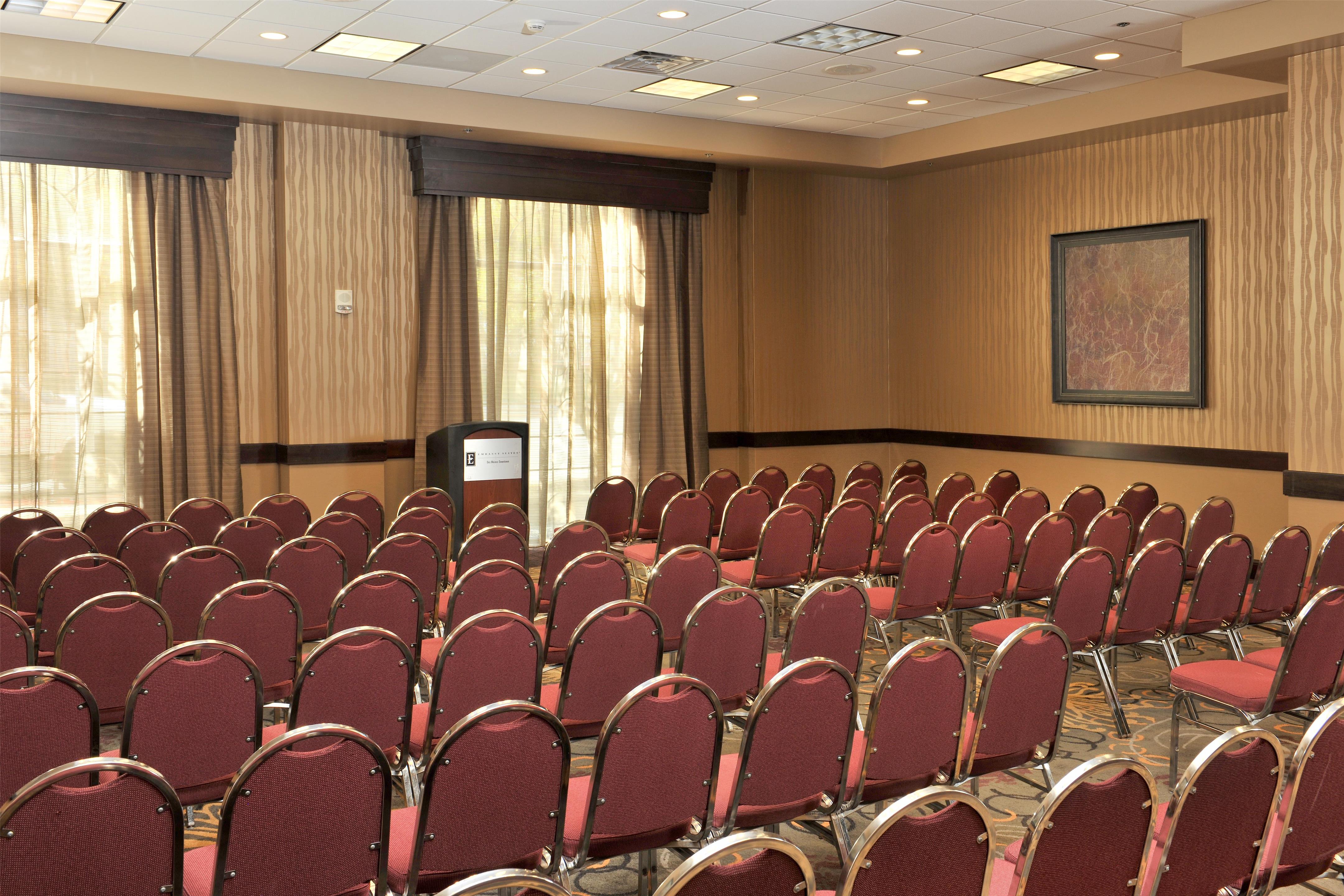 Meeting Room | Embassy Suites Hotel Des Moines Downtown