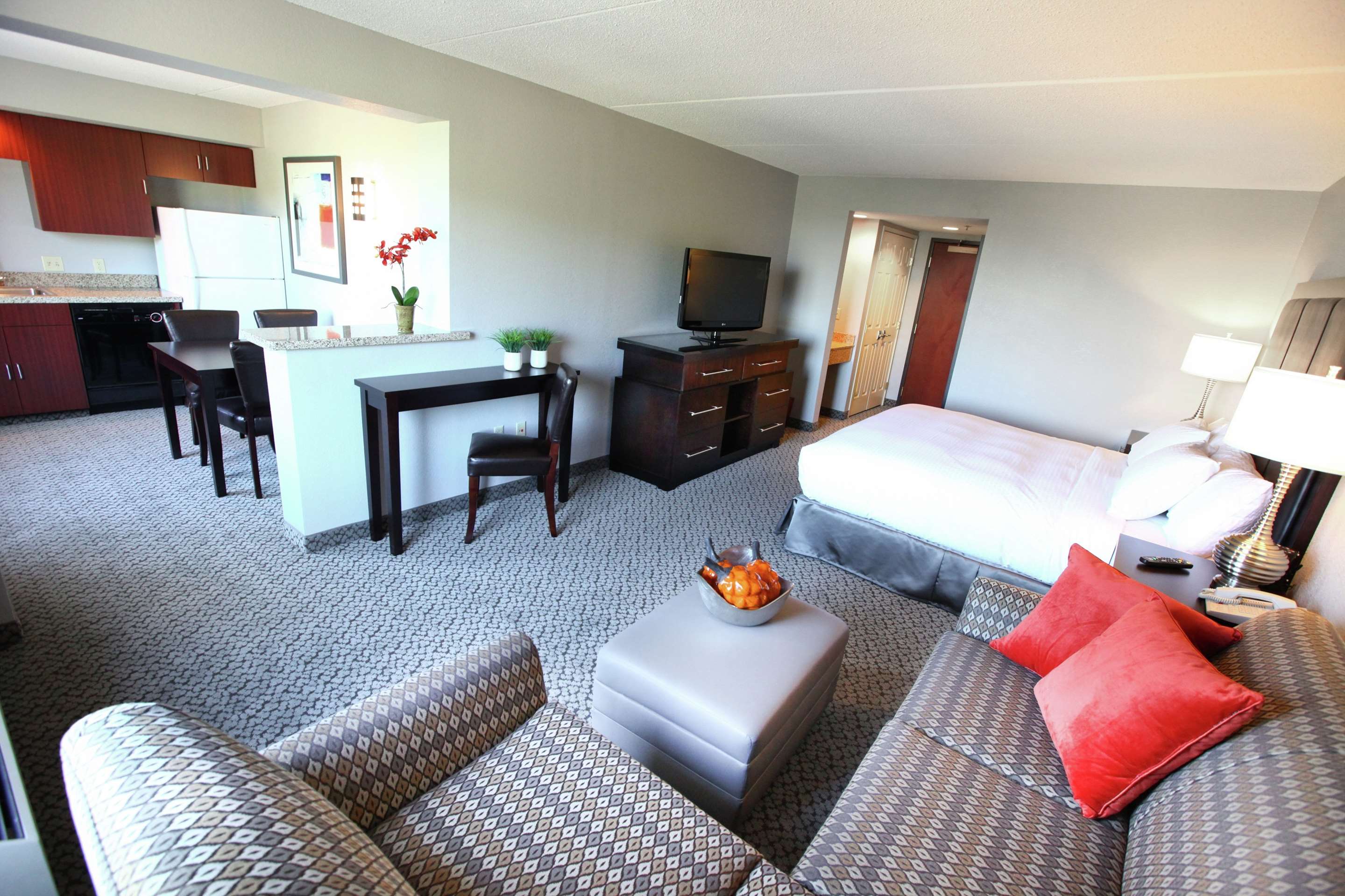 Guest room