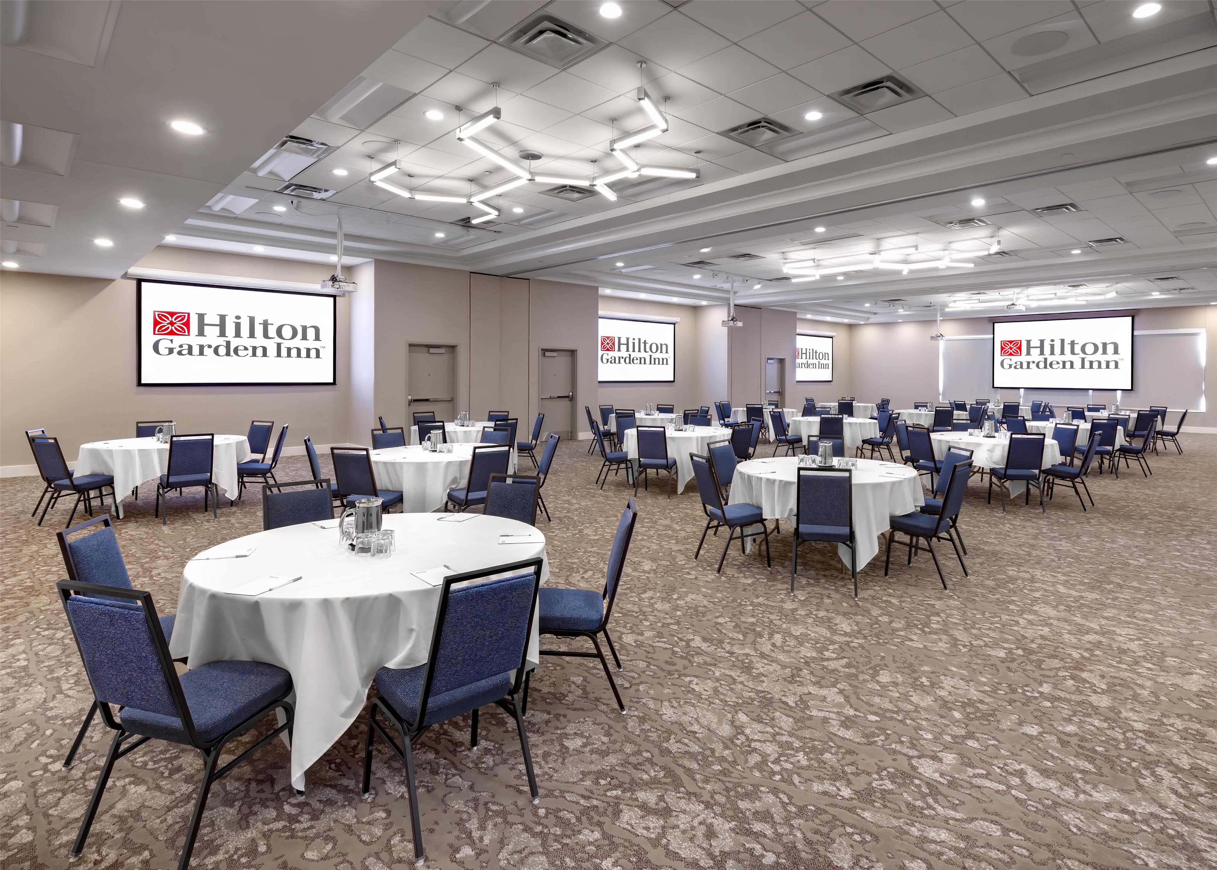 Meeting Room | Hilton Garden Inn Des Moines/Urbandale