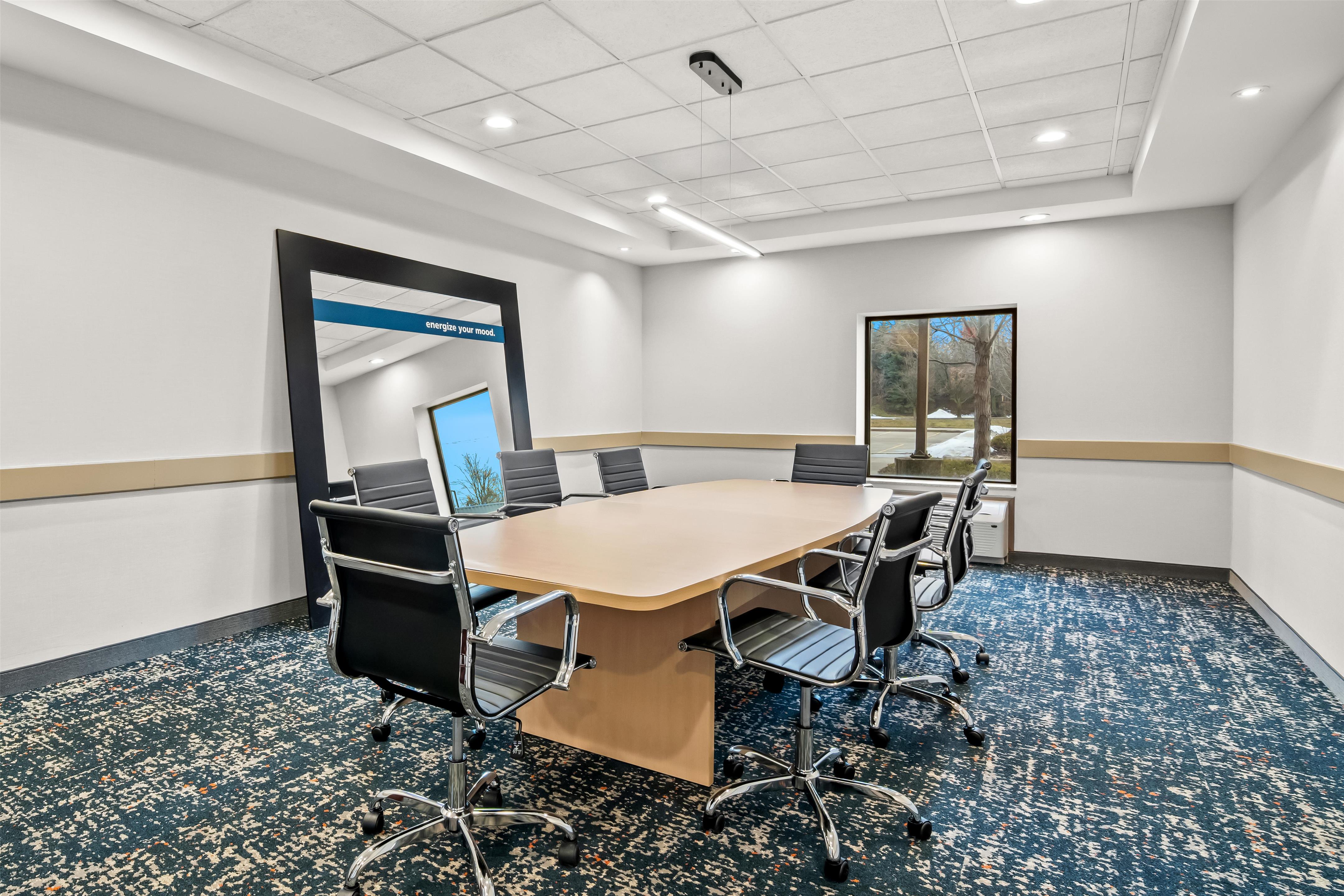 Meeting Room | Hampton Inn & Suites Detroit-Canton