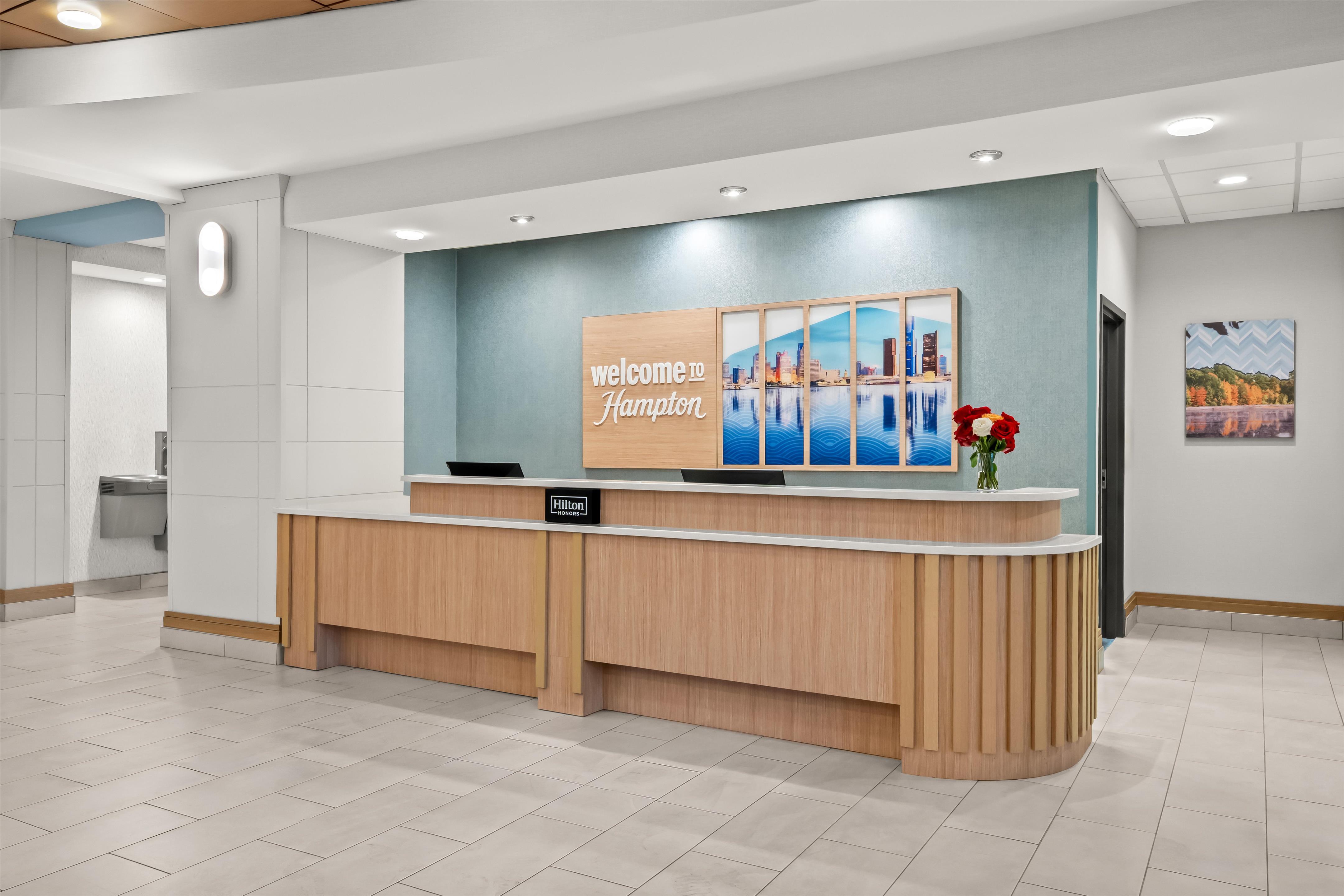 Reception | Hampton Inn & Suites Detroit-Canton