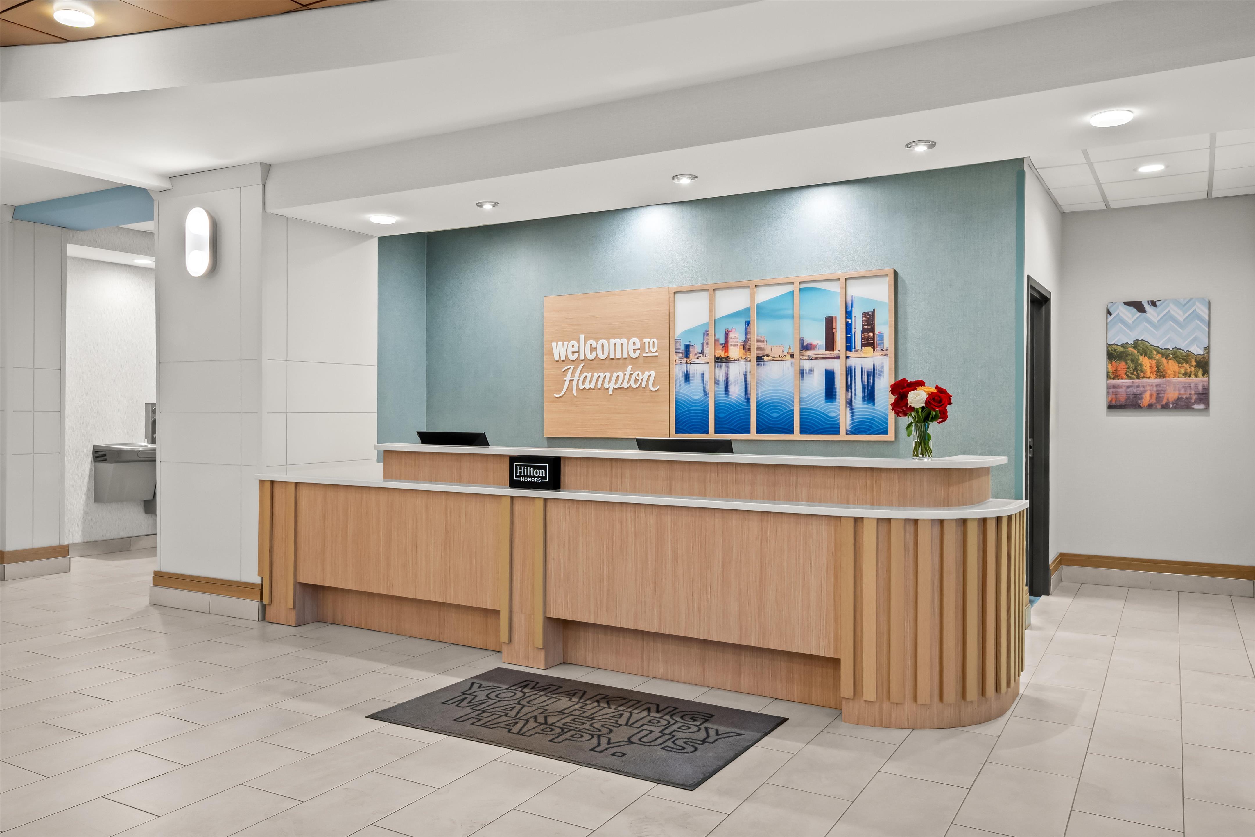 Reception | Hampton Inn & Suites Detroit-Canton