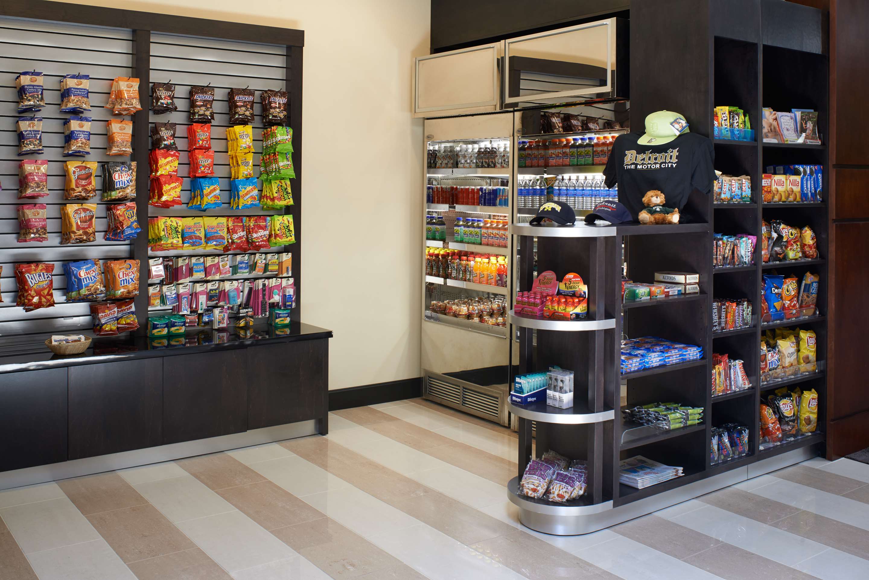 Restaurant | DoubleTree by Hilton Dearborn