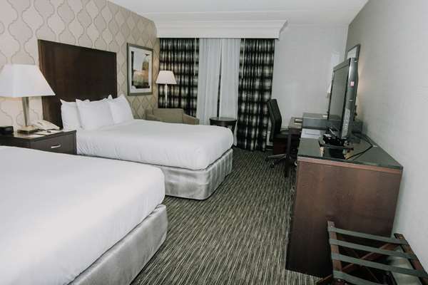  - DoubleTree by Hilton Hotel Detroit