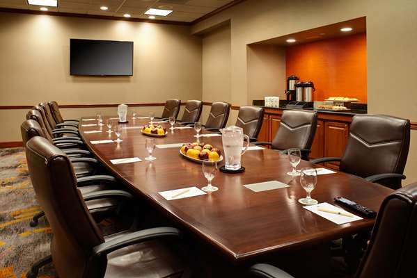  - DoubleTree by Hilton Hotel Detroit