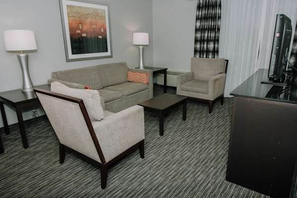  - DoubleTree by Hilton Hotel Detroit