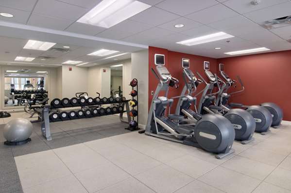 Fitness/ Exercise Room - DoubleTree Suites by Hilton Hotel Detroit
