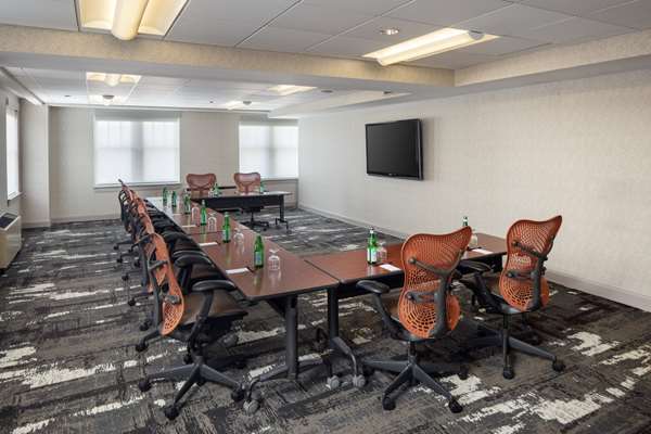  - DoubleTree Suites by Hilton Hotel Detroit