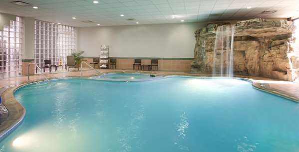 Pool - Embassy Suites Livonia - I-96 & I-275, Exit 169