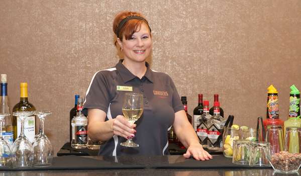 Restaurant - Embassy Suites Livonia - I-96 & I-275, Exit 169