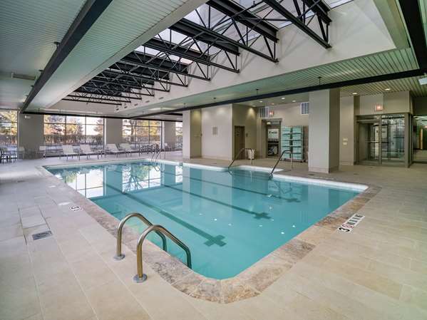 Pool - Embassy Suites Troy - I-75, Exit 72