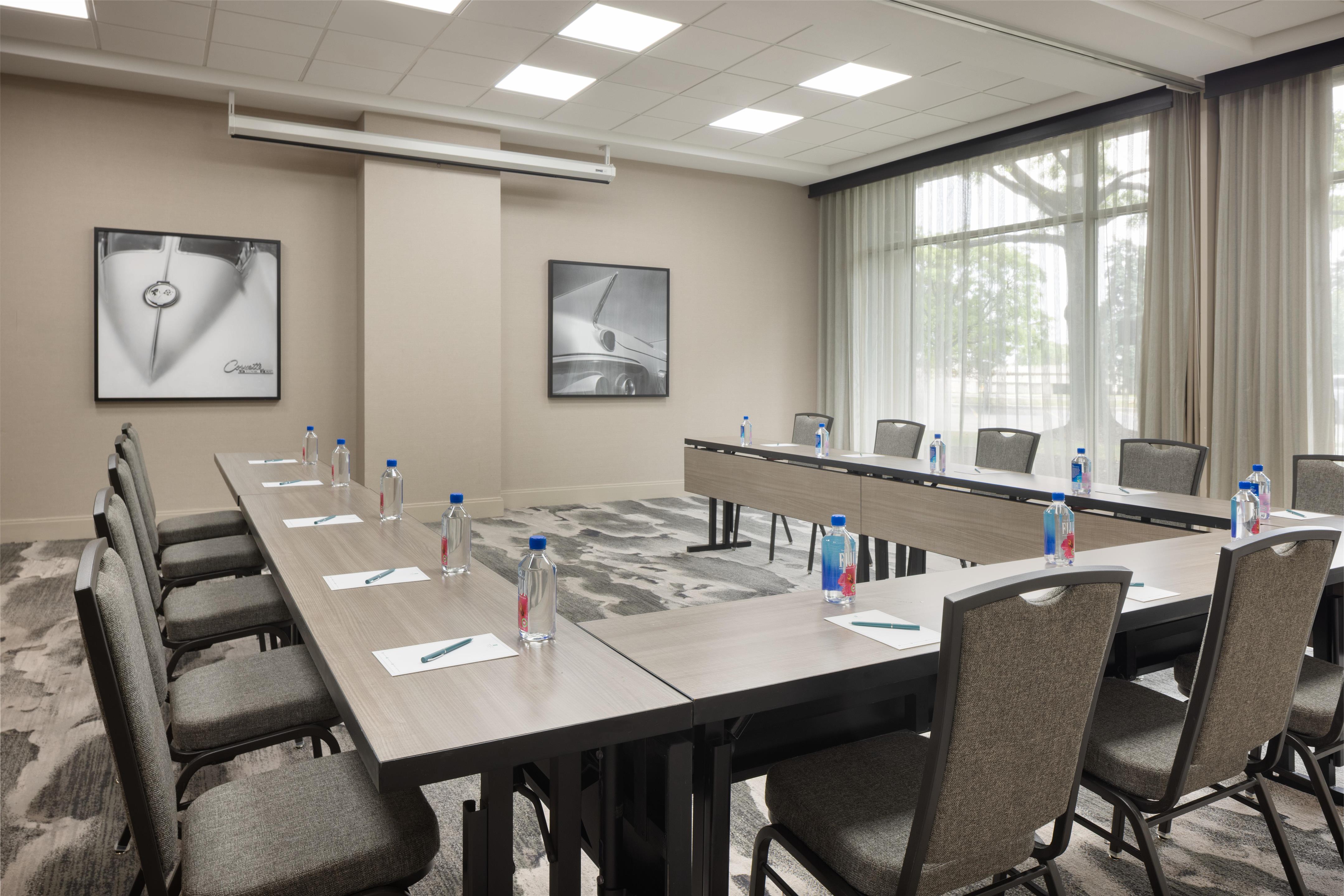 Meeting Room | Embassy Suites by Hilton Detroit Troy Auburn Hills