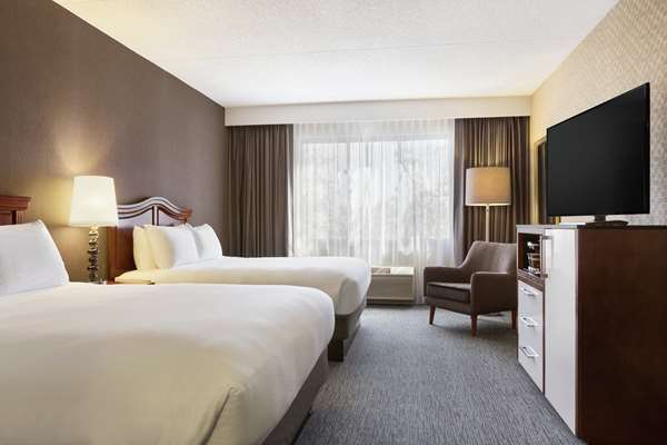  - DoubleTree by Hilton Hotel Novi - I-96, Exit 162