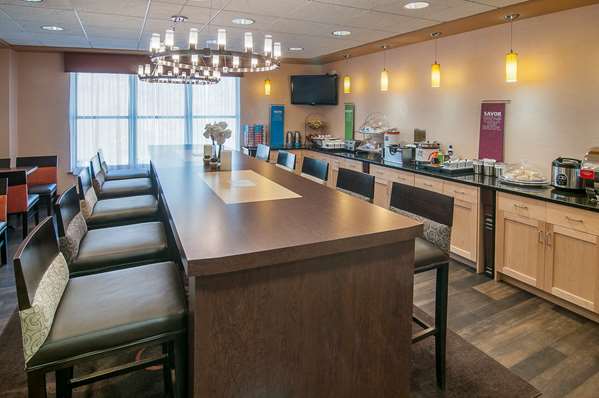 Restaurant - Hampton Inn Deadwood at Tin Lizzie Gaming Resort