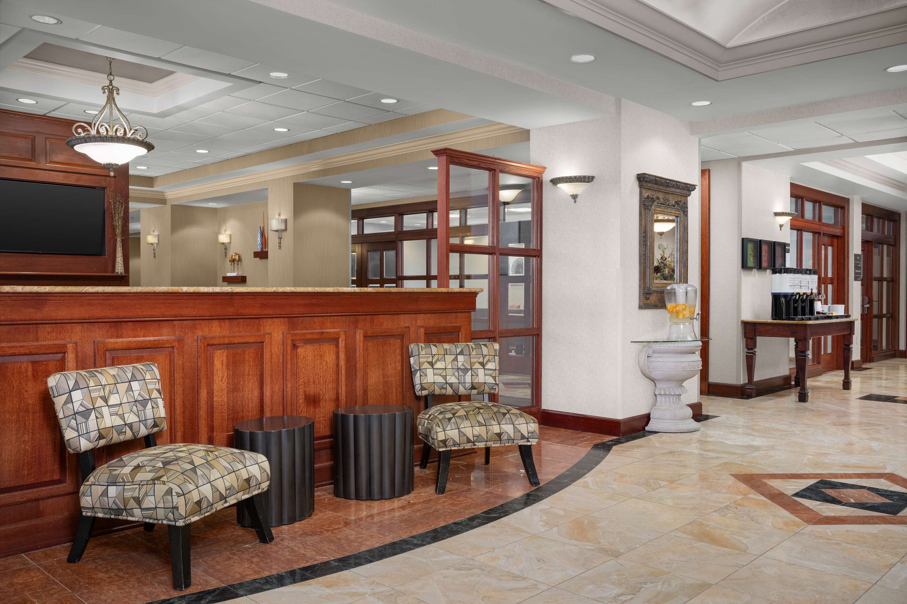 Lobby | Hampton Inn Easton