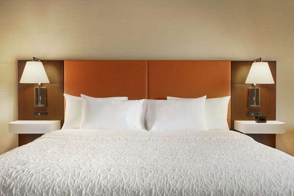  - Hampton Inn & Suites Ephrata