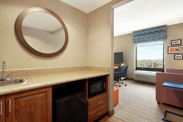  - Hampton Inn & Suites Ephrata