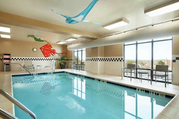 Pool - Hampton Inn & Suites Ephrata