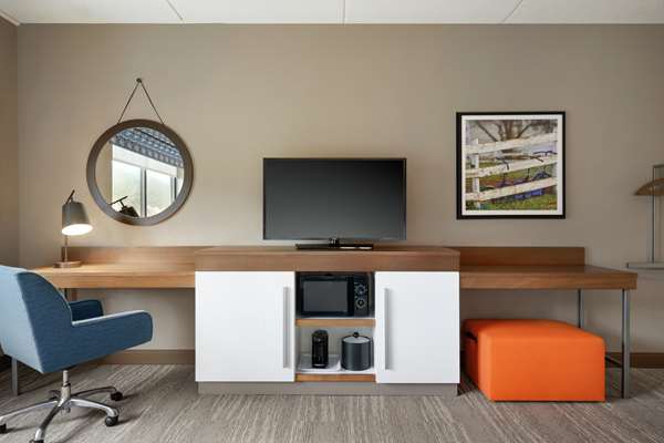  - Hampton Inn & Suites Ephrata