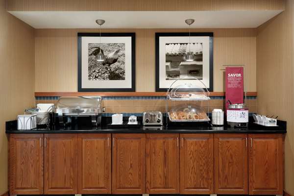 Amenities - Hampton Inn & Suites Ephrata