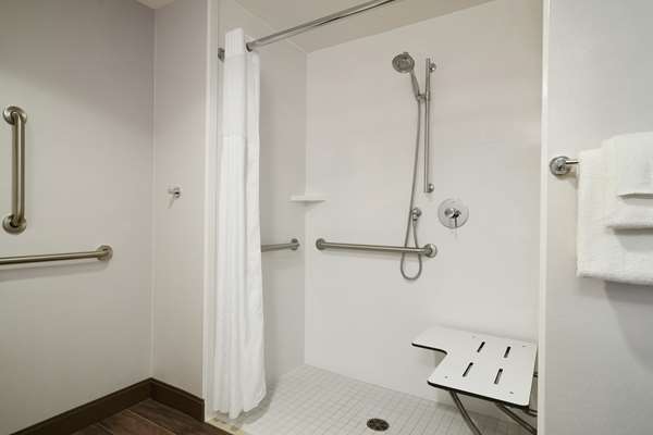  - Hampton Inn & Suites Ephrata