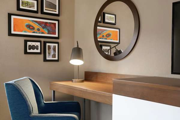  - Hampton Inn & Suites Ephrata