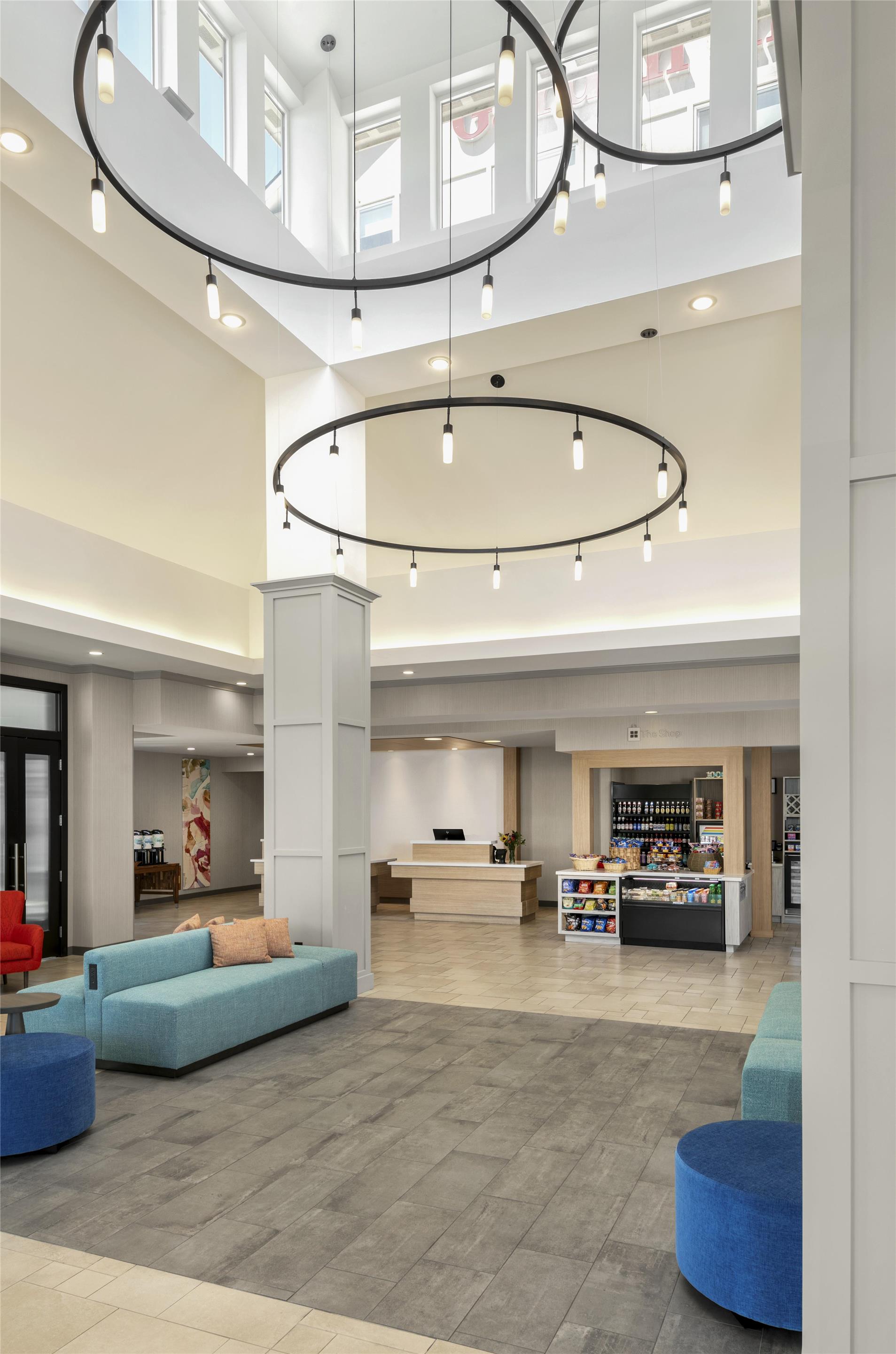 Lobby | Hilton Garden Inn Eugene/Springfield
