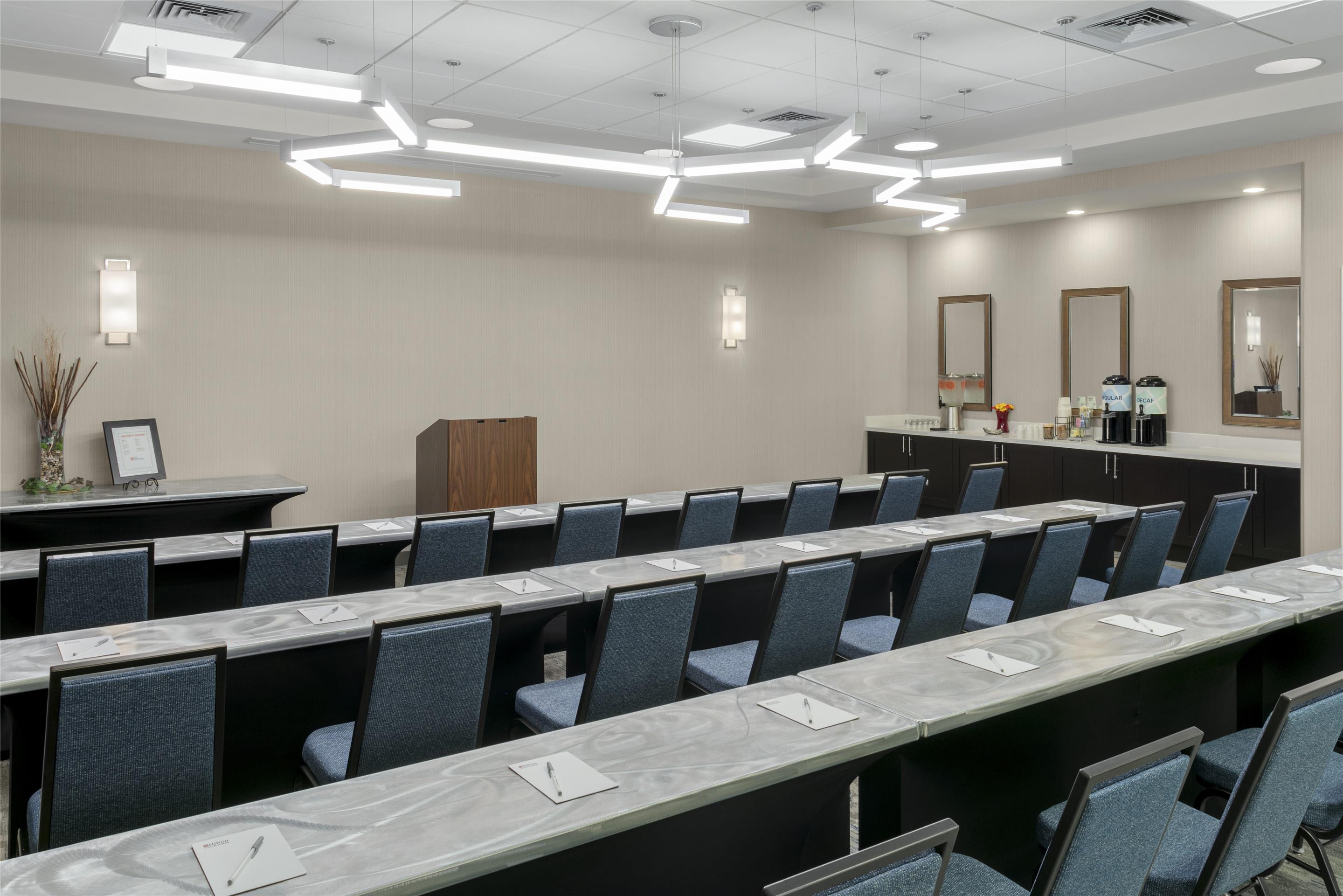 Meeting Room | Hilton Garden Inn Eugene/Springfield