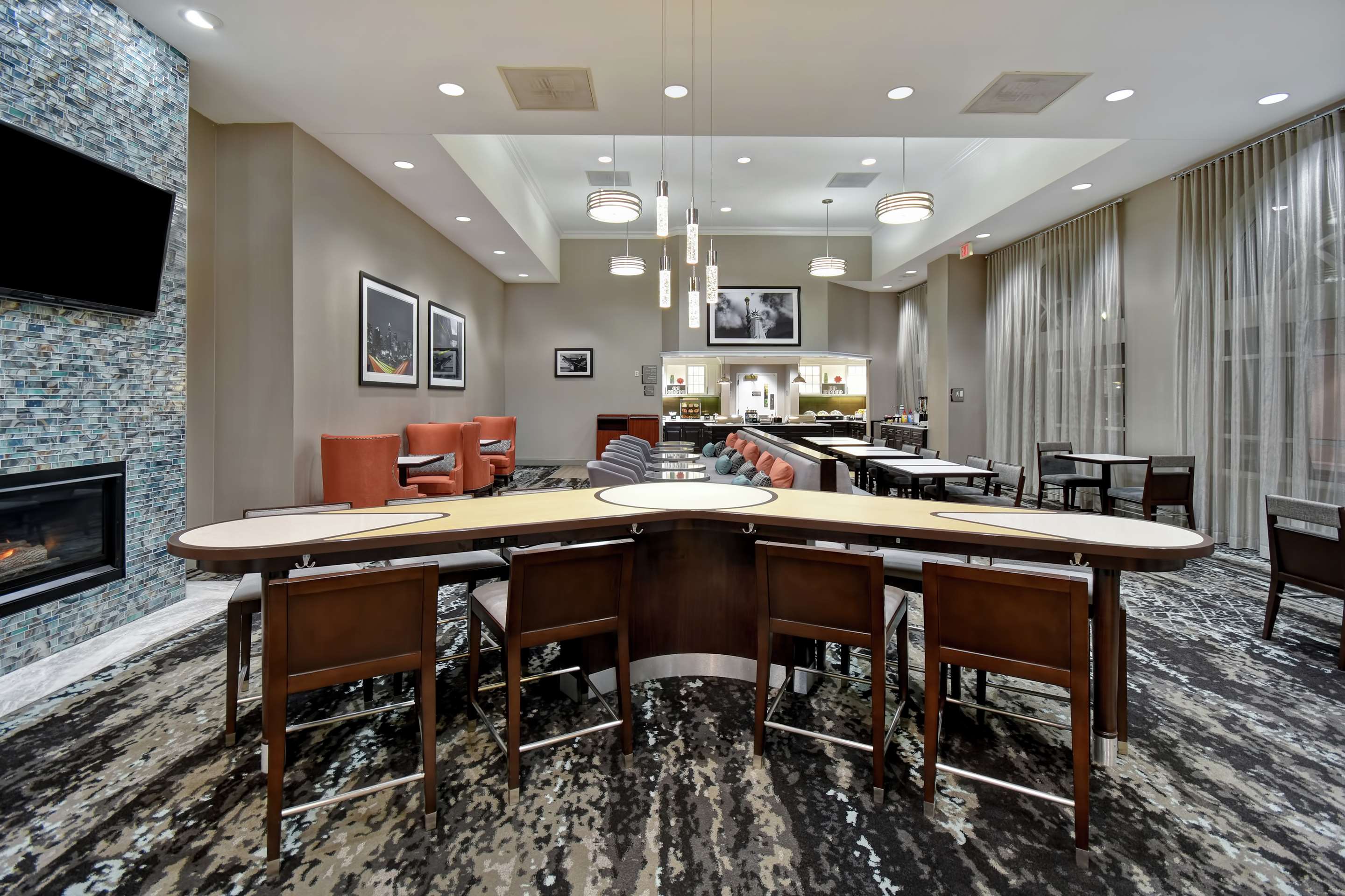 Breakfast Area | Homewood Suites by Hilton Edgewater