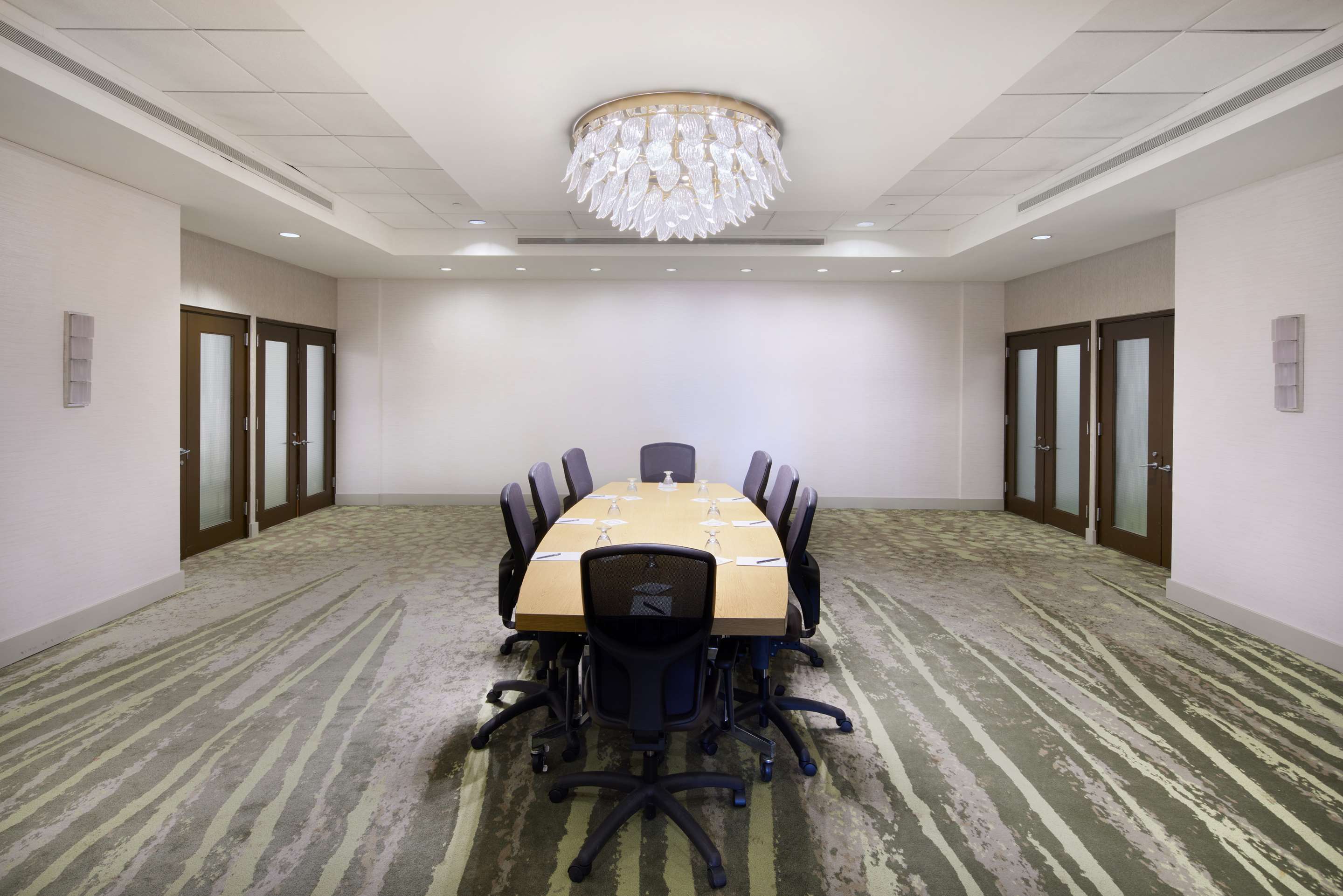 Meeting Room | Hilton Hasbrouck Heights/Meadowlands