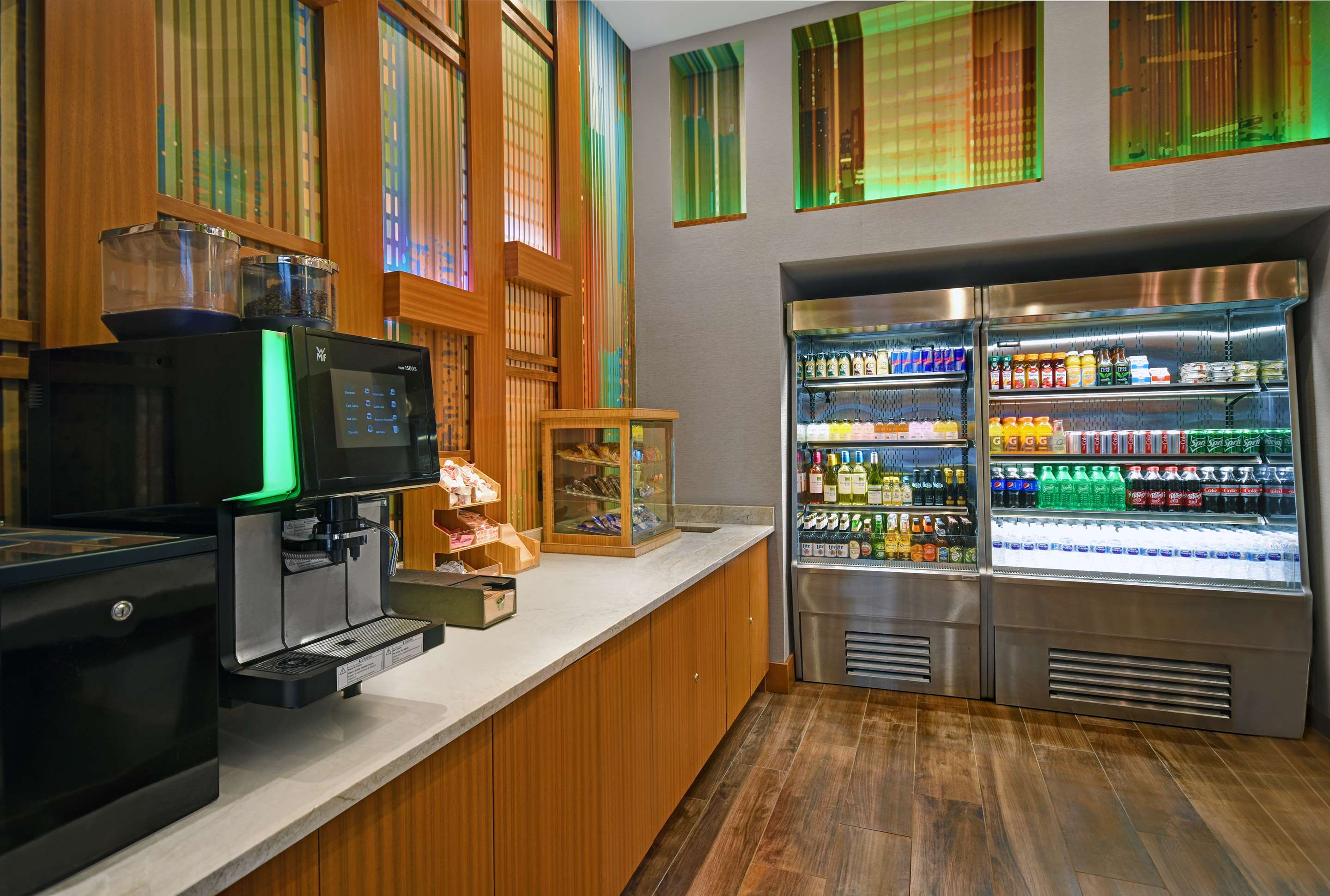 Lobby | Hilton Hasbrouck Heights/Meadowlands