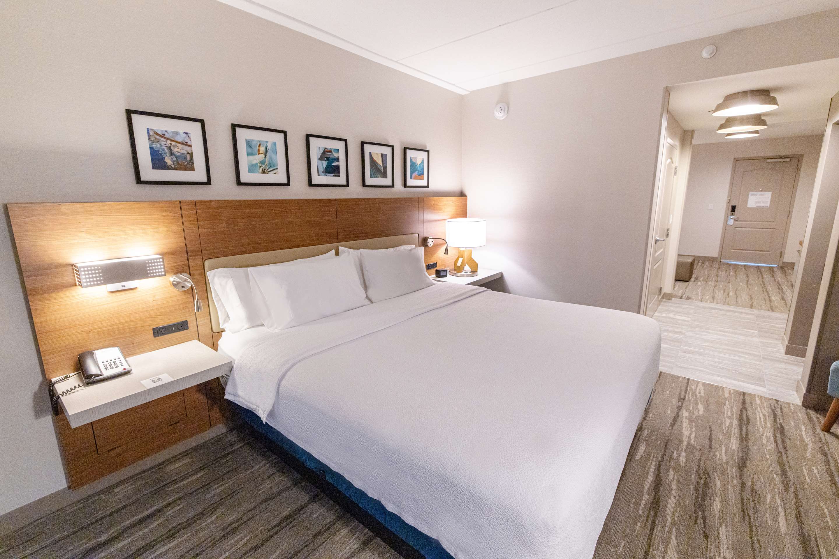 Guest room