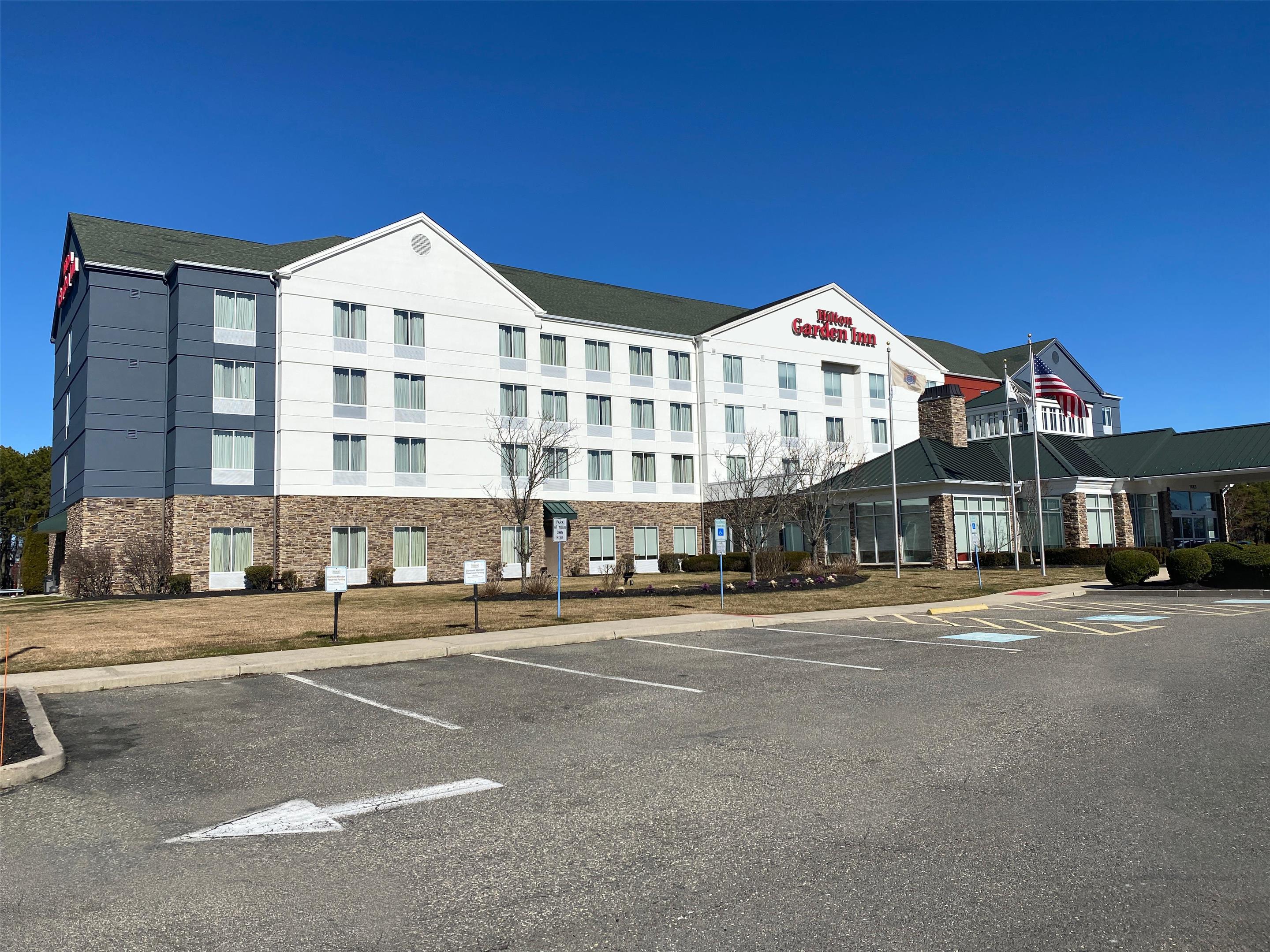 Exterior | Hilton Garden Inn Lakewood